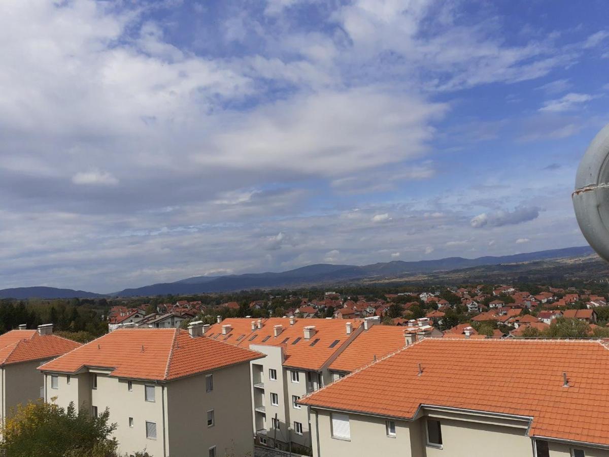 Sky Apartman Soko Banja Luaran gambar