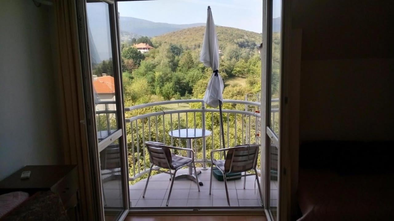 Sky Apartman Soko Banja Luaran gambar