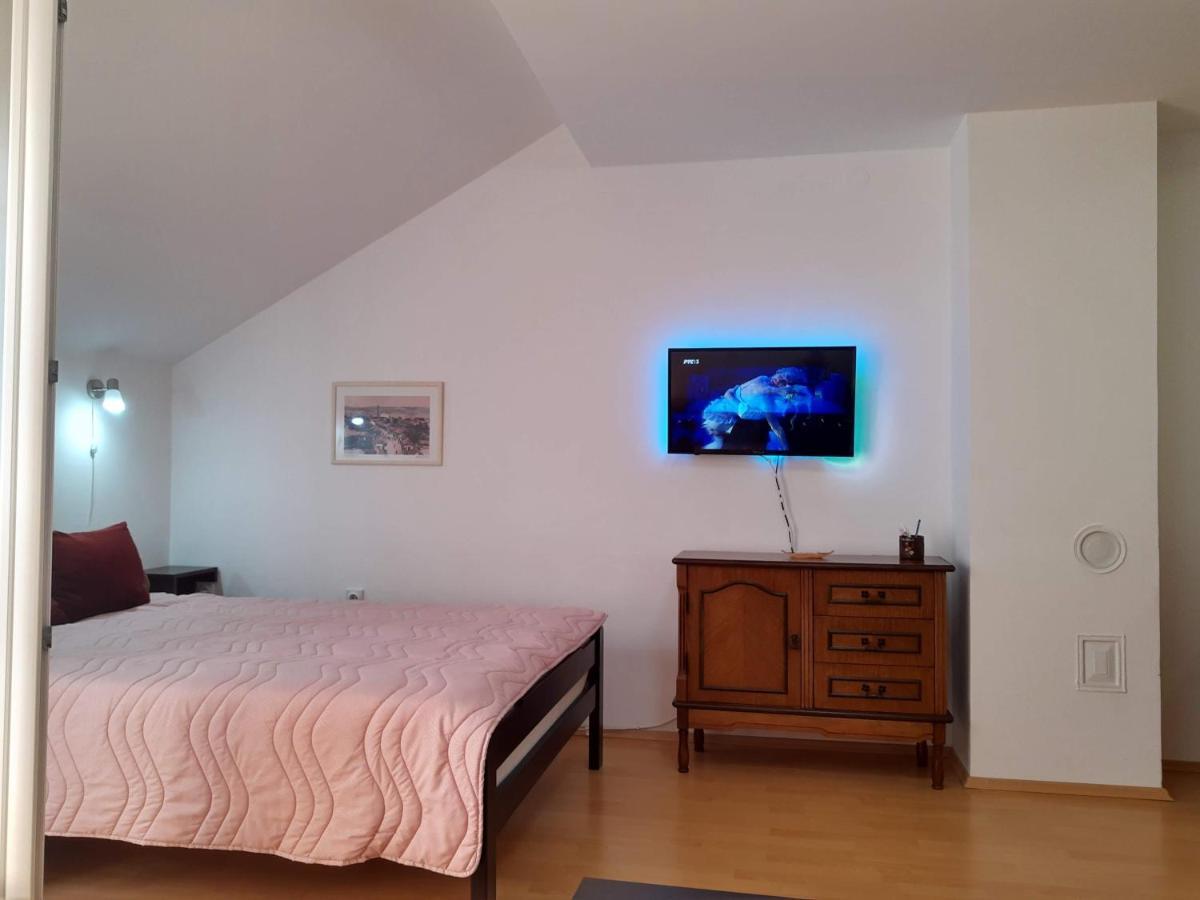 Sky Apartman Soko Banja Luaran gambar