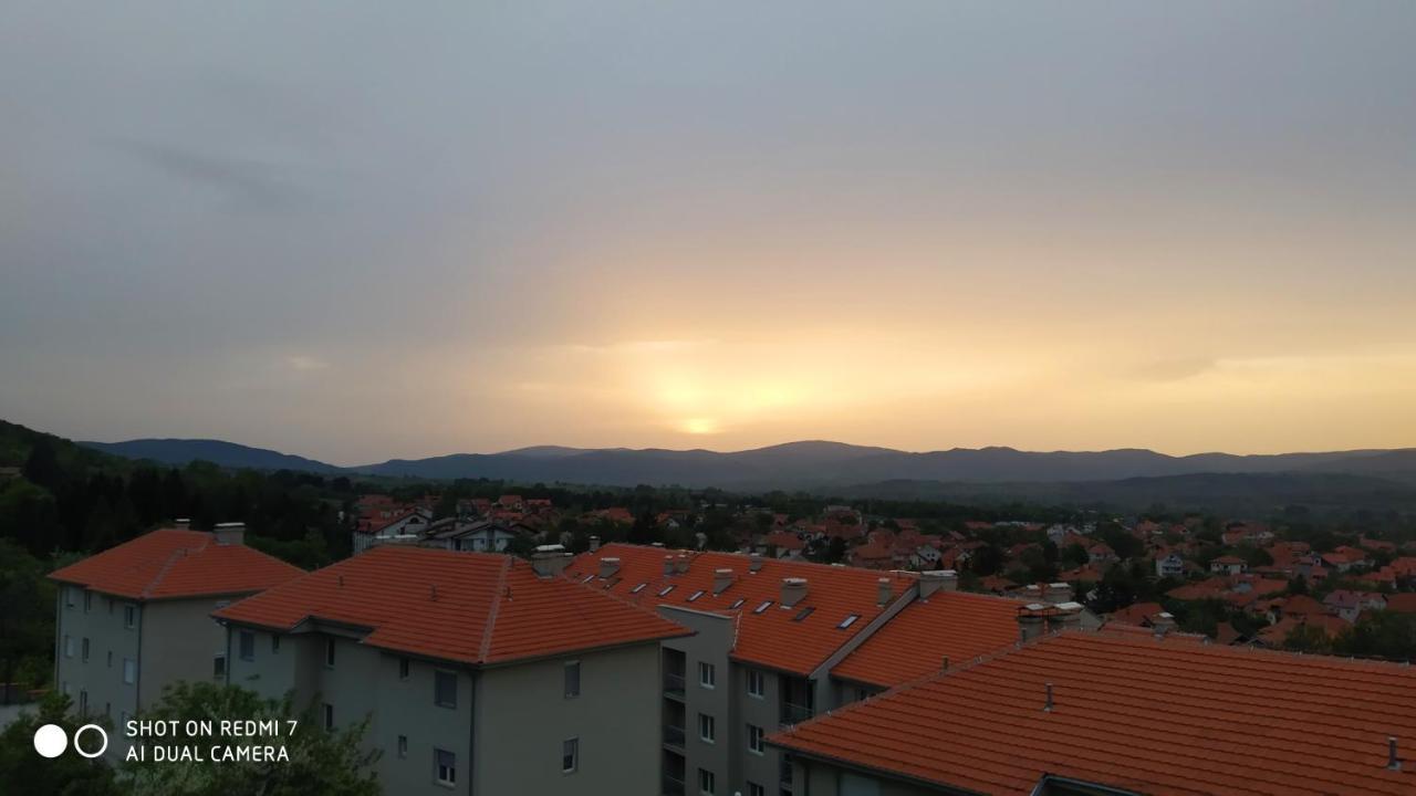 Sky Apartman Soko Banja Luaran gambar